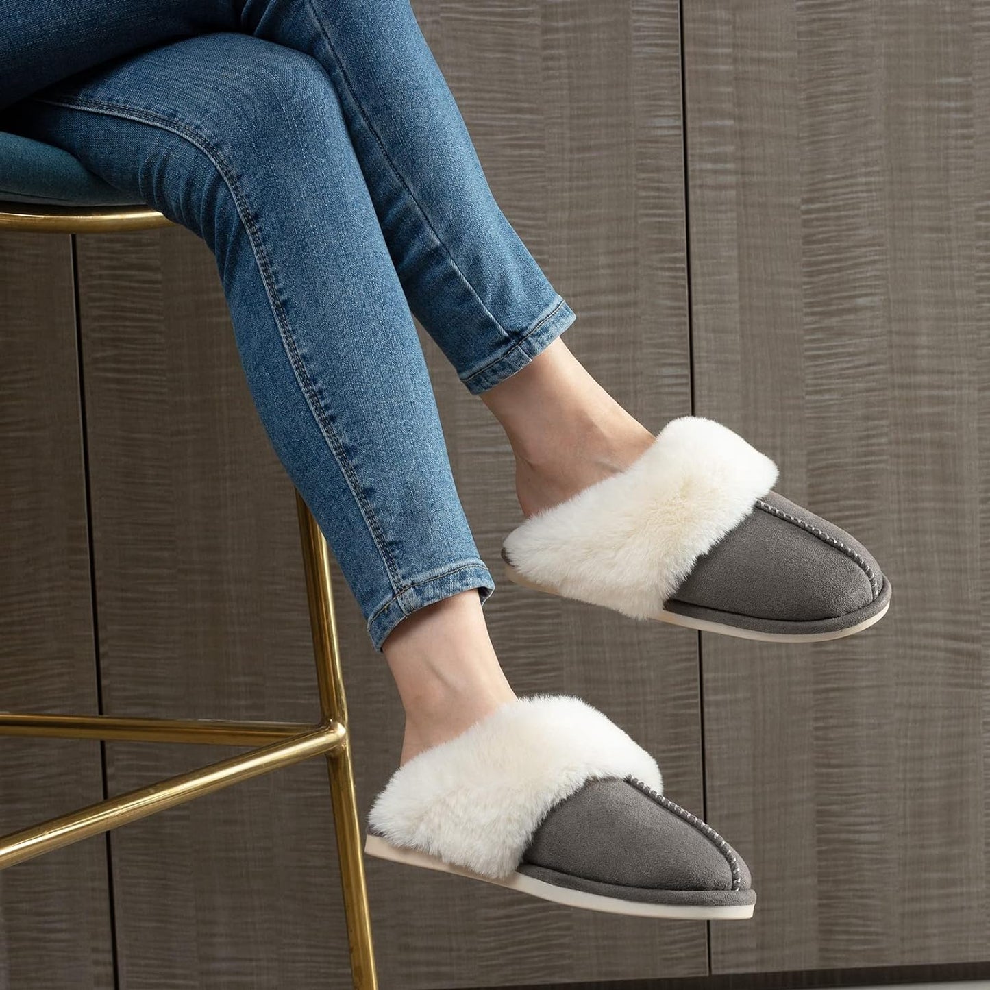 Women'S Fuzzy Slippers Memory Foam Fluffy Winter House Shoes Suede Faux Fur Slippers Indoor Outdoor