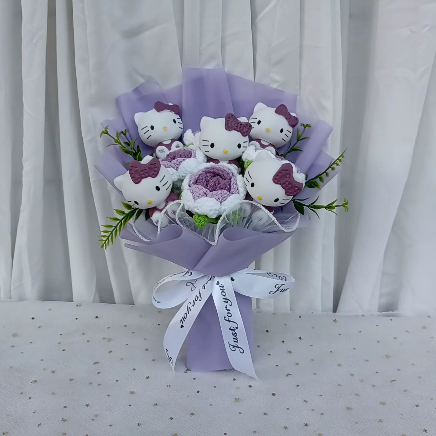 Hello Kitty Hand Woven Rose Bouquet Kawaii Anime Vinyl Hello Kitty Doll Valentine'S Day Christmas Holiday Gift